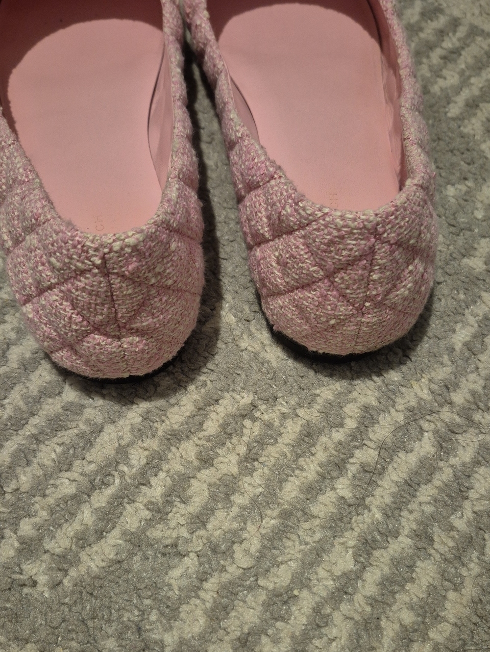 Tory Burch Chelsea Pink Quilted Tweed Logo Ballet Flats with Gold Medallions 8 - Picture 4 of 5